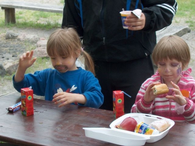 Dzien Matki i Dzien Dziecka z Radosnymi Maluchami w Choszczowce